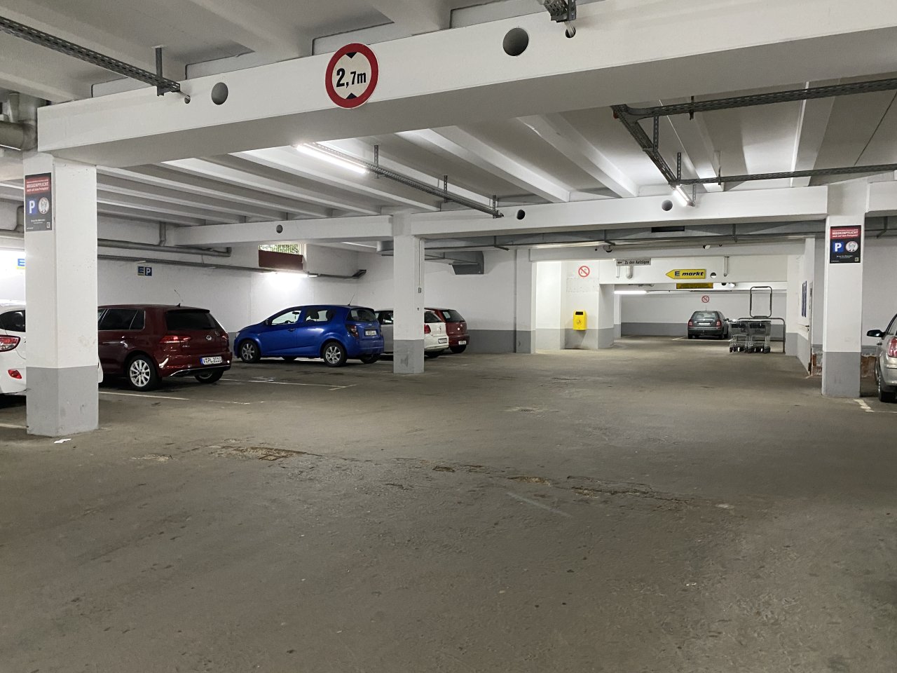 Geschäftshaus im Zentrum von Oelsnitz/V., ca. 3.800 m² Nutzfläche, san-bed. TG, 77 Stpl., Aufzug