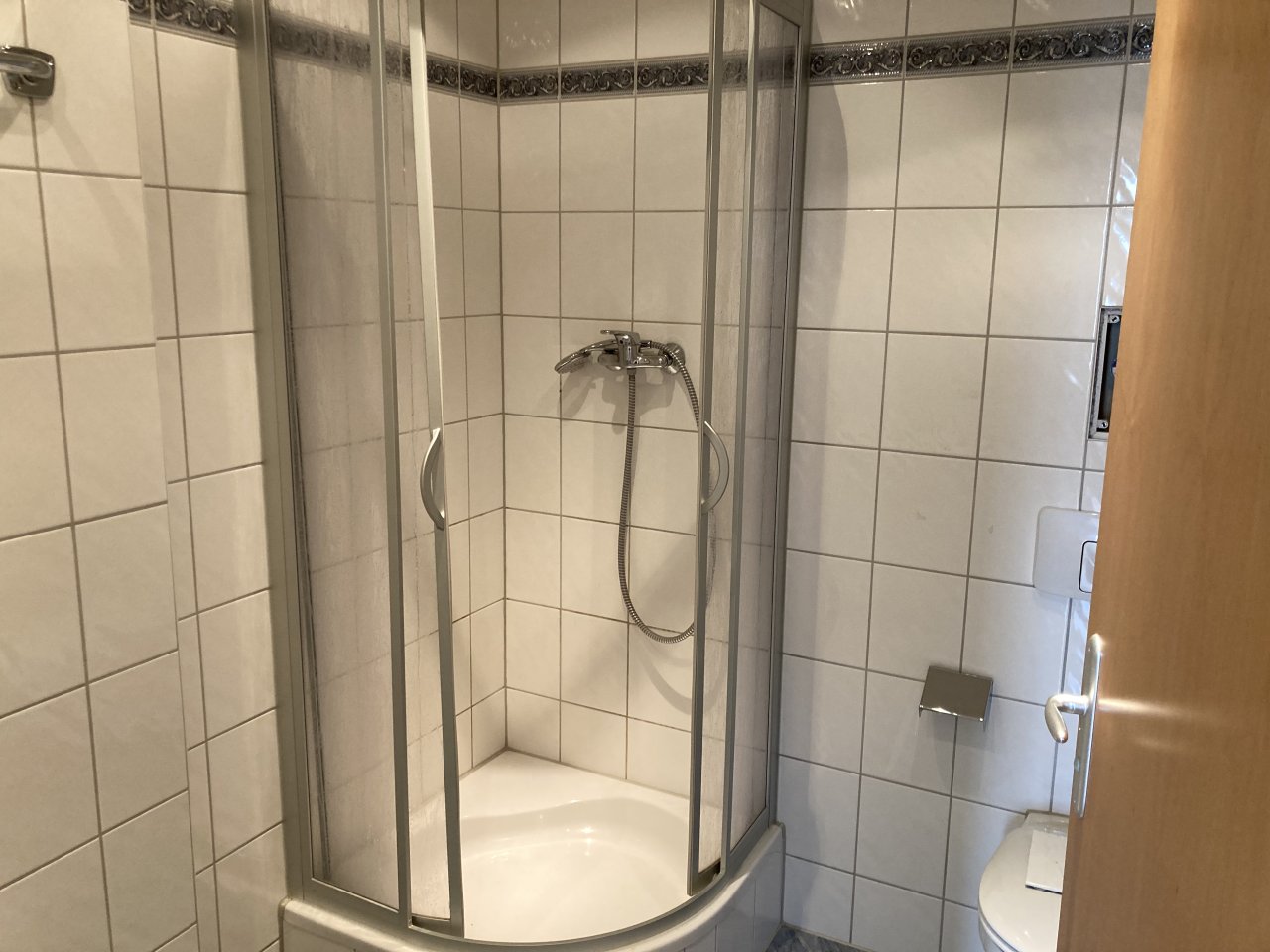 Schöne kleine 1-Zimmer-Wohnung in Bahnhofsnähe - Ideal für Singles und Studenten