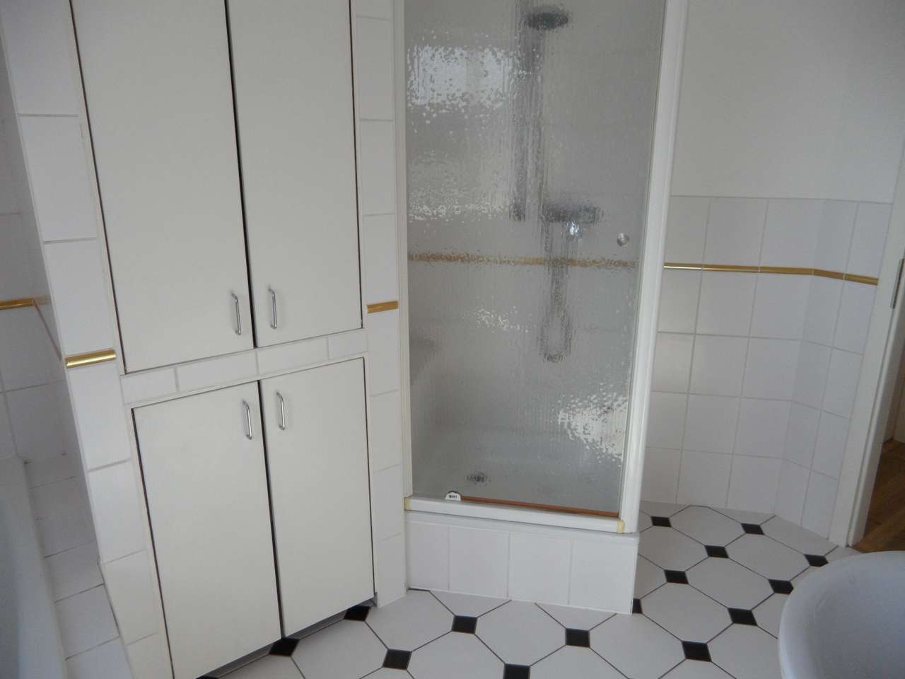 Ab 1.11.! Tolle, zentrumsnahe 4-Raumwhg. mit Dachterrasse!