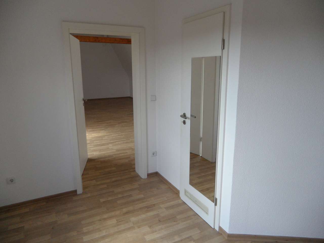 Ab 1.11.! Tolle, zentrumsnahe 4-Raumwhg. mit Dachterrasse!