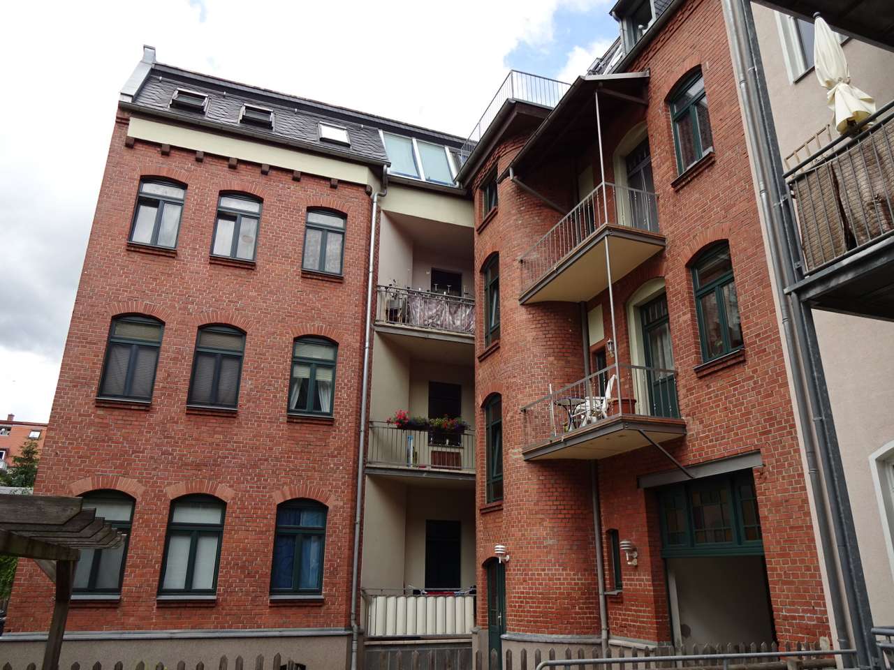Ab 1.9.26! Großzügige 2-Raum-Maisonette-Wohnung mit EBK und Stellpl. in der Nordvorstadt!
