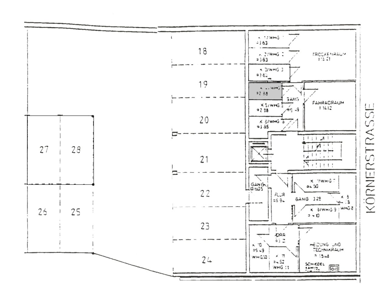 Vermietete 2-Raum Wohnung mit Balkon und TG-Stpl. in ausgezeichneter Lage! Aufzug, 1.OG