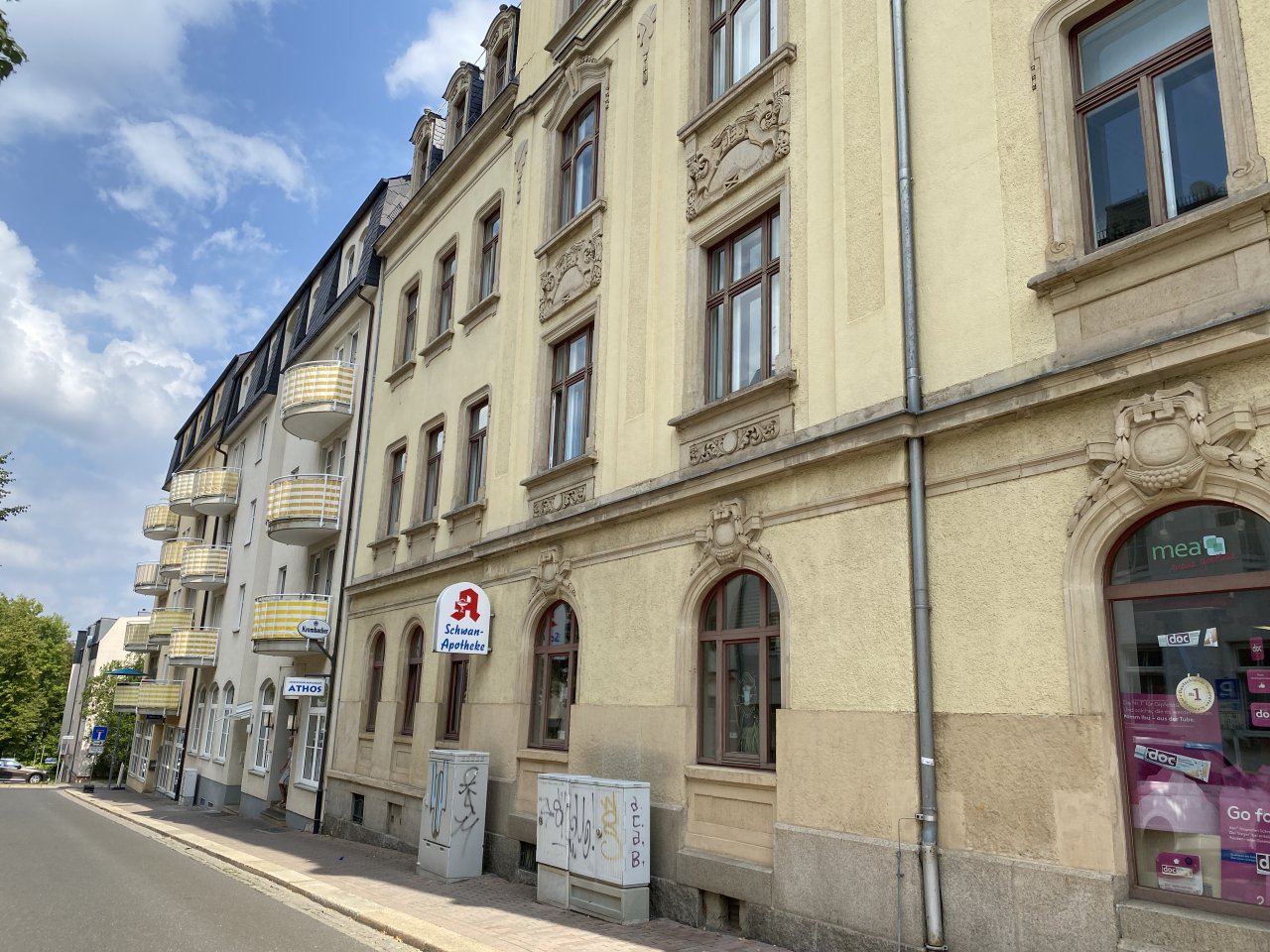 Vermietetes Restaurant mit Gastgarten + 3 Apartments, inkl. 4 TG-Stellplätze 