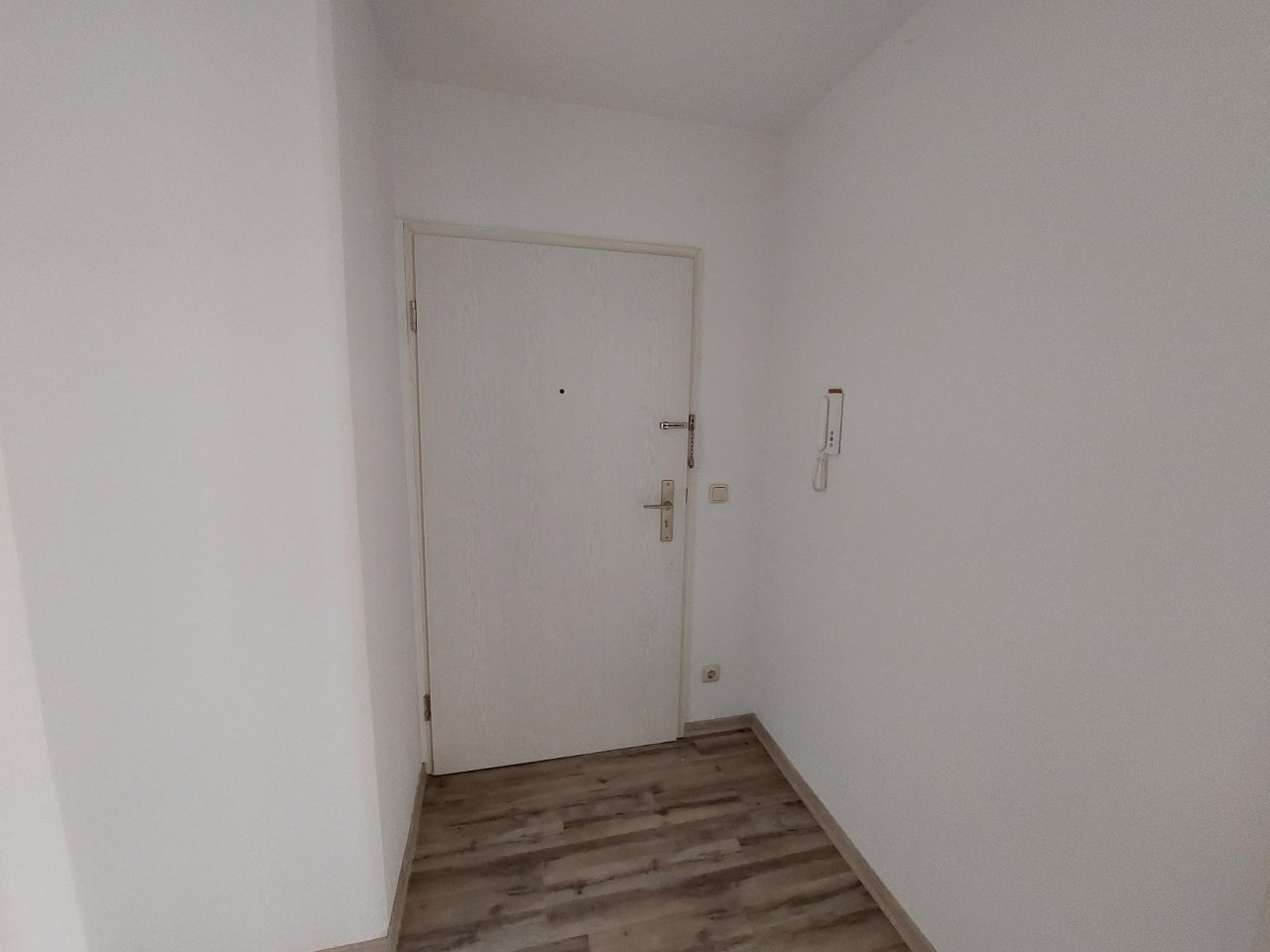 Attraktives Apartement in ehemaliger Textilfabrik, mit Aufzug, zentrumsnah, Denkmalschutz!