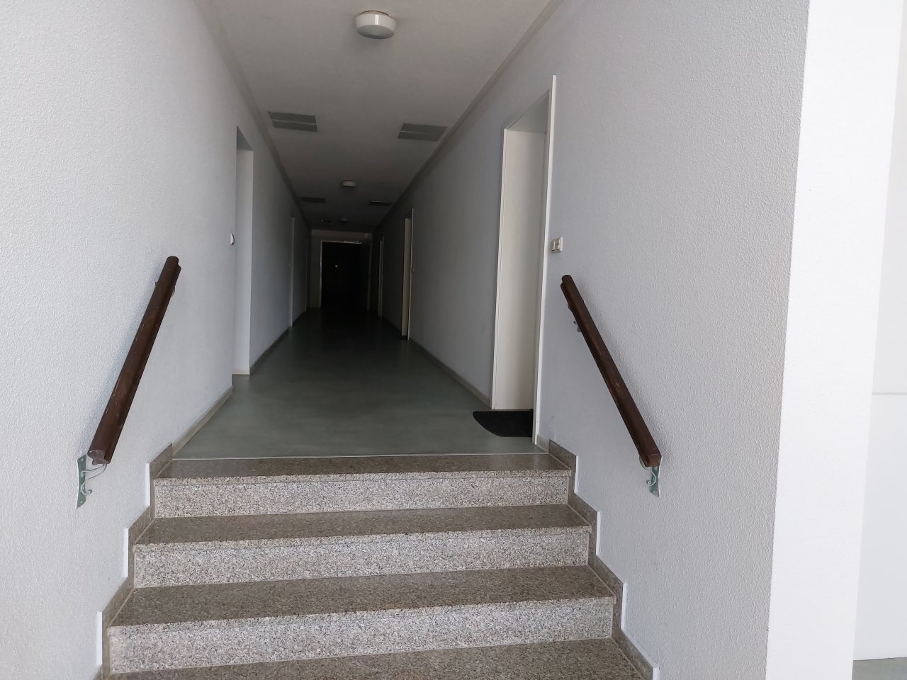 Attraktives Apartement in ehemaliger Textilfabrik, mit Aufzug, zentrumsnah, Denkmalschutz!