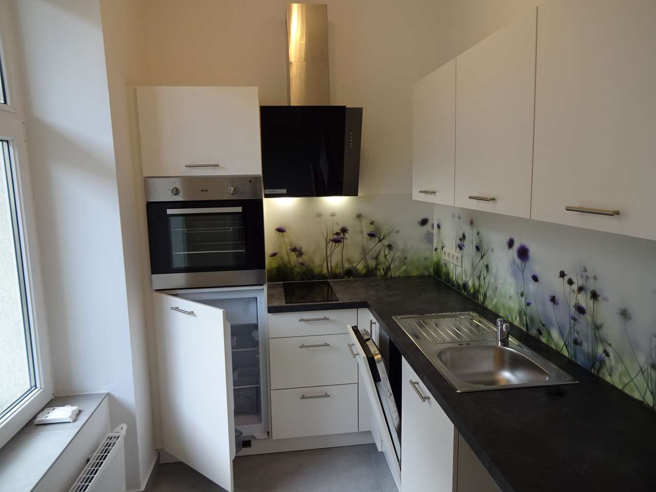 Ab 1.12.! Moderne 1-Raumwohnung mit Balkon u. EBK im Herzen von Zwickau