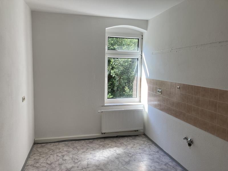 Gepflegte 3R-Whg. mit Kfz.-Stpl.! Bad u. Küche m. Fenster! Sofort vermietbar! Auch für Selbstnutzer!