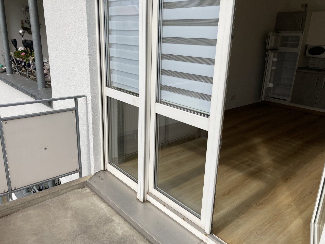 Ab 01.08.26! 1-Raum WE mit Balkon, Einbauküche und Tiefgaragenstellplatz in ruhiger Seitenstraße
