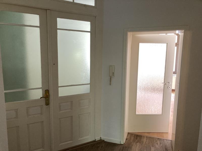 Schöne 2-Raum-Wohnung im EG mit Laminat/Fliesen und Balkon! Vermietet!