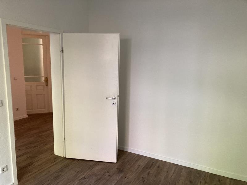 Schöne 2-Raum-Wohnung im EG mit Laminat/Fliesen und Balkon! Vermietet!