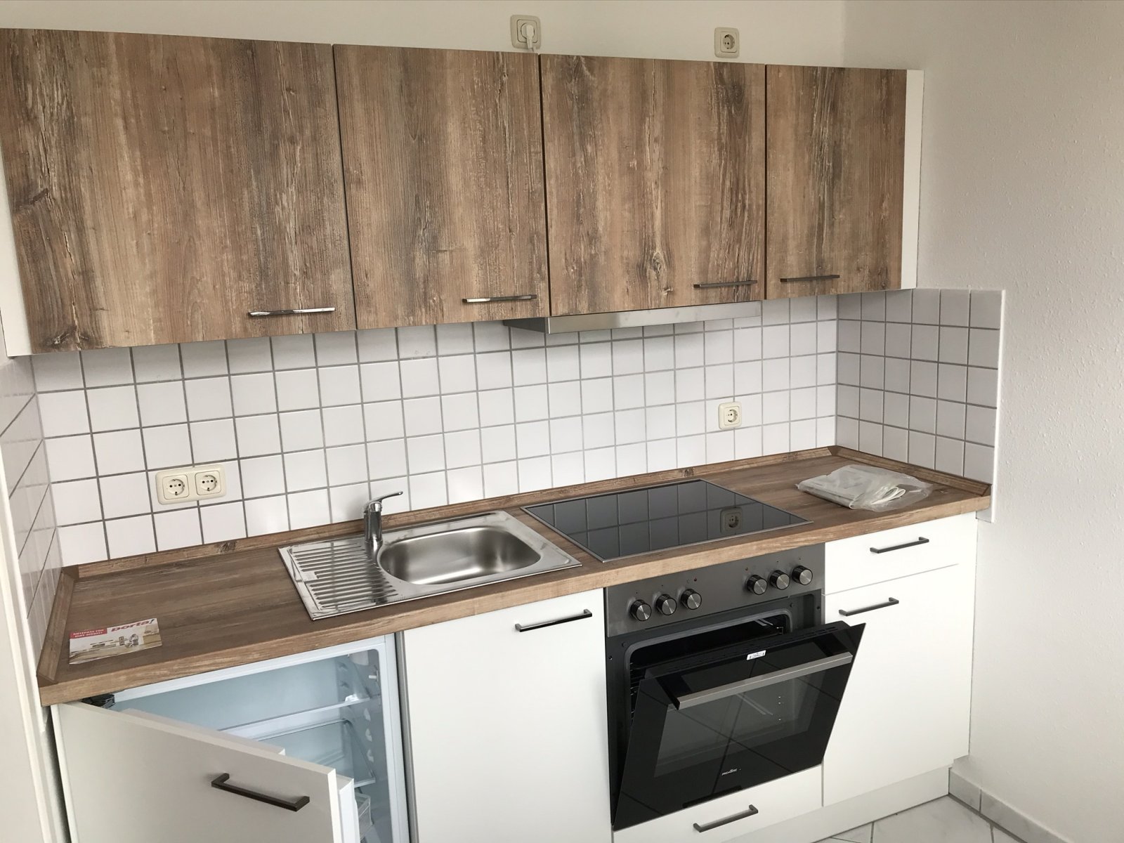 Ab 1.1.27! Helle 1-Raumwohnung mit EBK in Marienthal - Nähe HBK