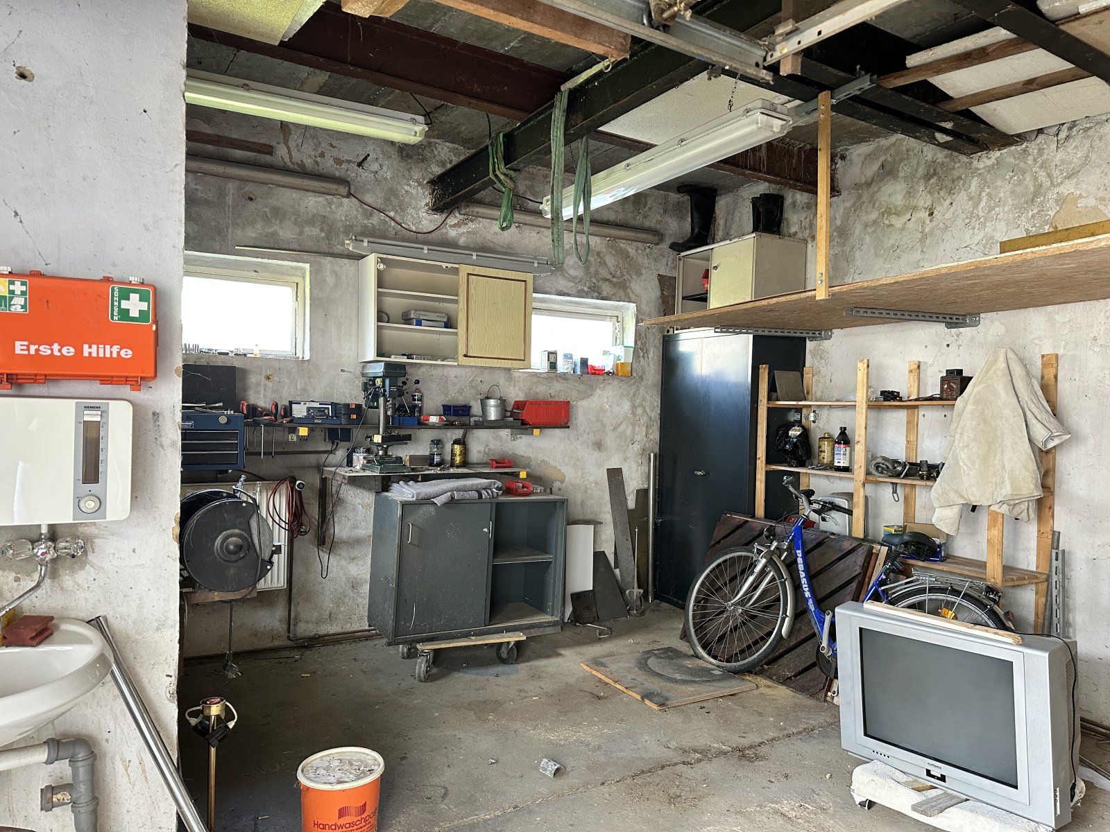 Wohnungspaket - 2 Wohnungen, davon 1 WE vermietet, mit Garage in ruhiger Lage! Nähe VW Mosel!