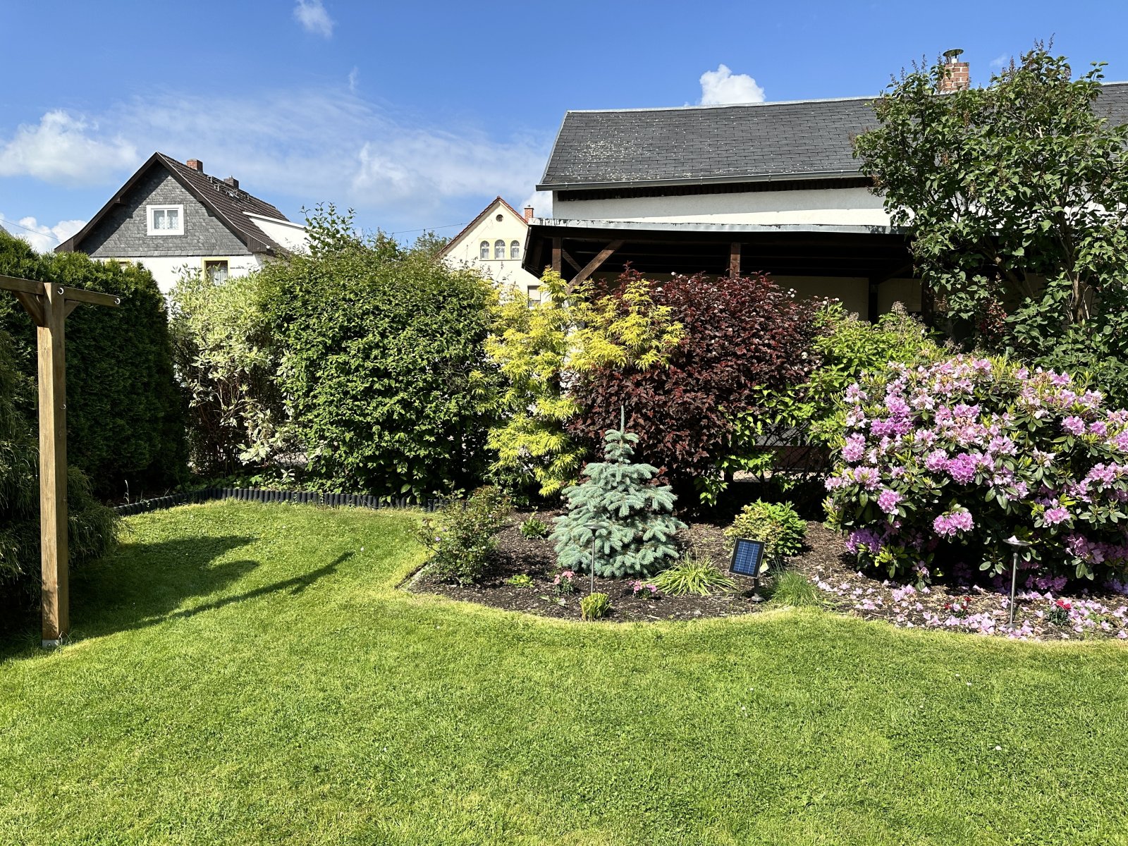 Wohnungspaket - 2 Wohnungen, davon 1 WE vermietet, mit Garage in ruhiger Lage! Nähe VW Mosel!