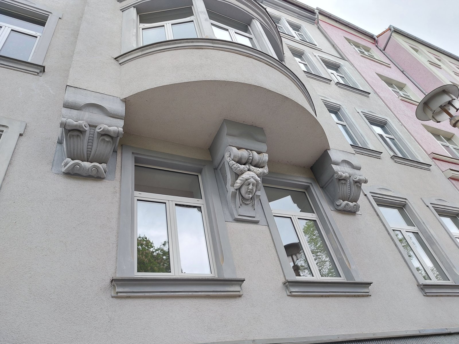 Vermietete 2-Raum-Wohnung mit Balkon und Aufzug!