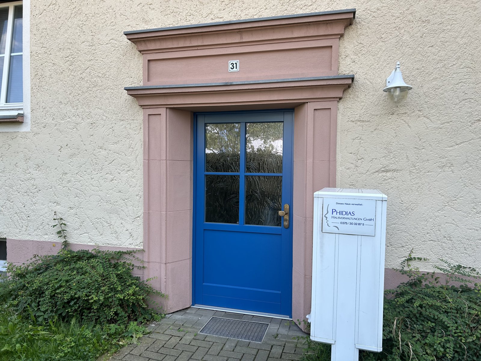 Zentrumsnahe 2-Raum-Whg.! Tageslichtbad, Balkon mit Blick ins Grüne; Vermietet!