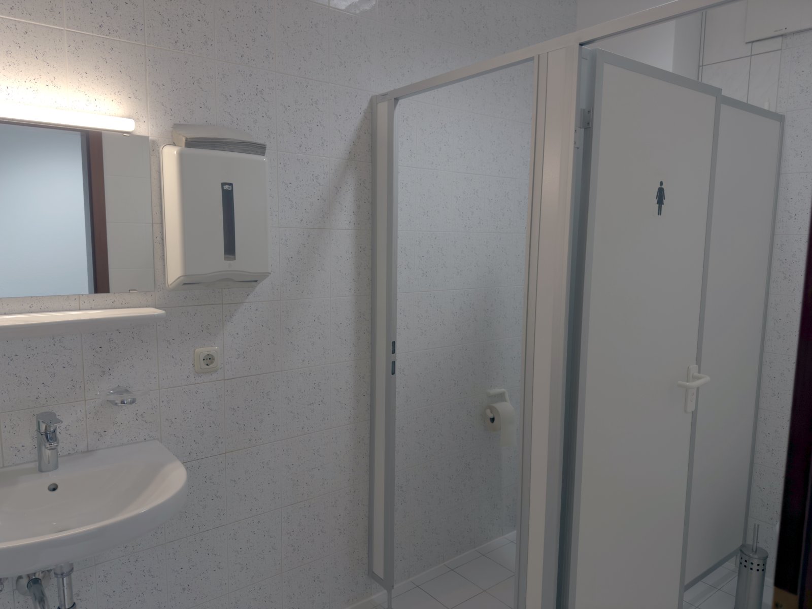 Büroeinheit mit 3 Tiefgaragen-Stellplätzen, Teeküche und Aufzug in zentrumsnaher Lage!