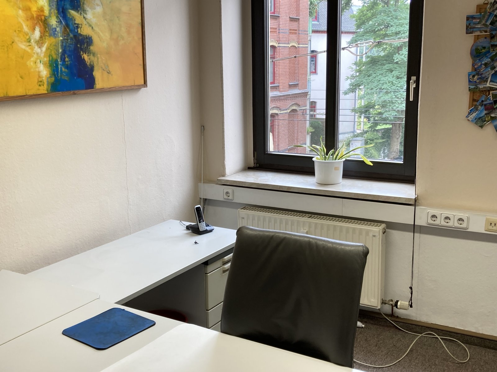 118 qm Büroetage im zentrumsnahen Denkmalschutzobjekt optional mit Einrichtung