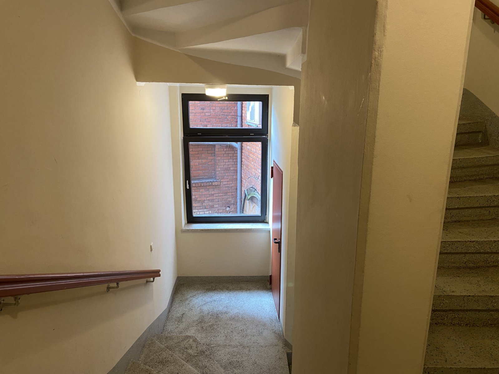 3-Raum-Wohnung in zentrumsnaher Lage - modernisieren und einziehen - Denkmalschutz