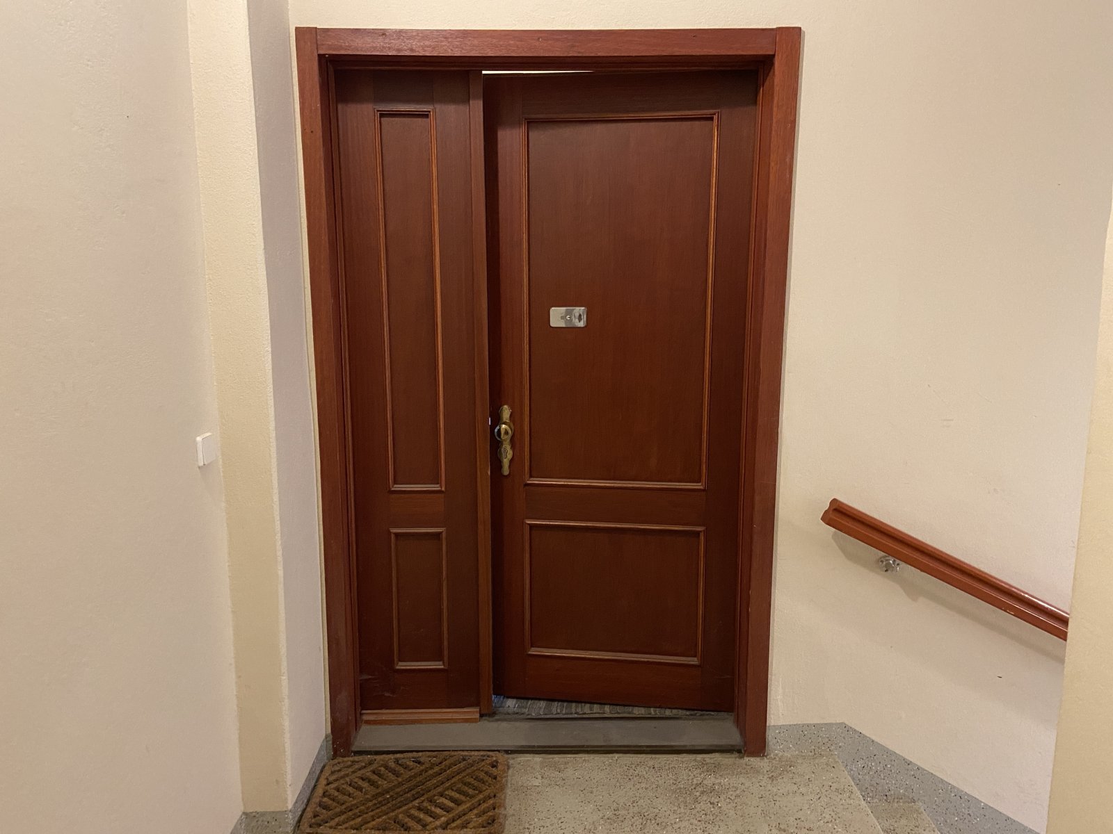 3-Raum-Wohnung in zentrumsnaher Lage - modernisieren und einziehen - Denkmalschutz