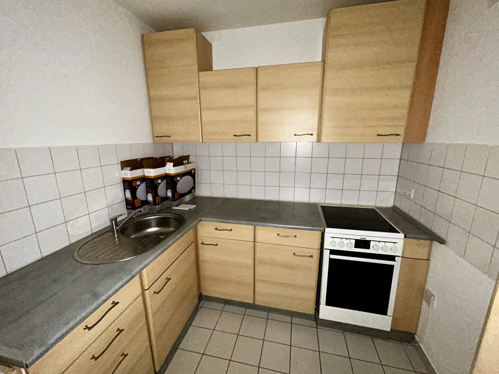 Schöne 2-Raum-Wohnung mit Balkon, EBK und Tageslichtbad in Plauen! Vermietet