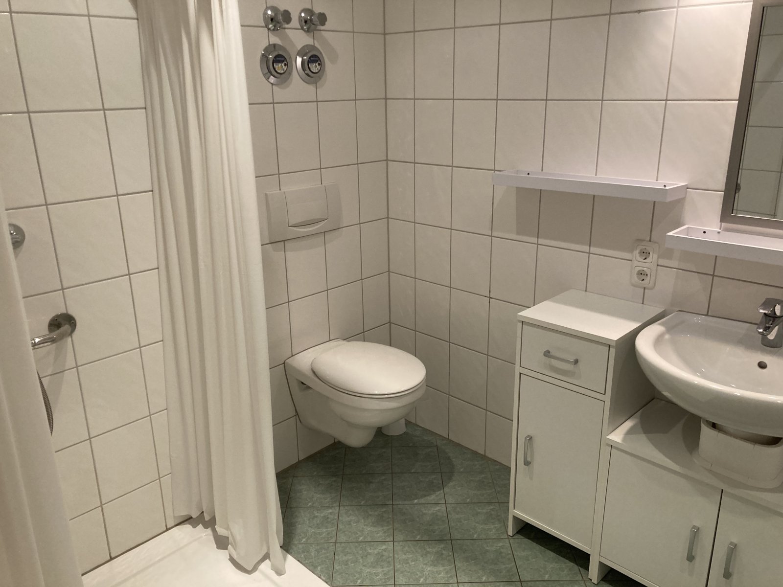 Zentrumsnahe 1,5-Raum-Whg. mit neuwertiger EBK; Fahrstuhl / rollstuhlgerecht; Vermietet!