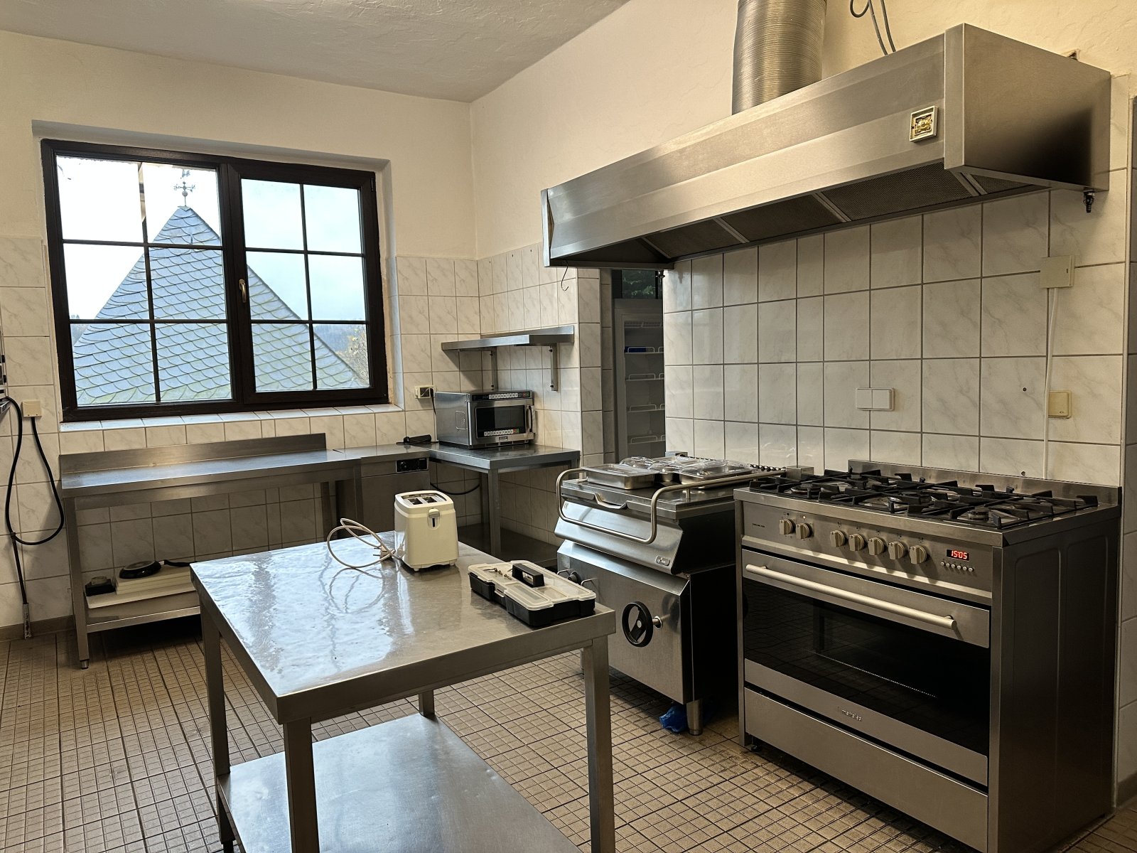 Ehem. Parkhotel mit 19 Zimmern + viele Extras + herrlicher Fernblick, Denkmalschutz