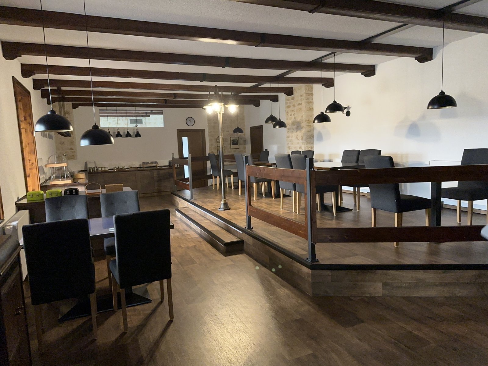 Ehem. Parkhotel mit 19 Zimmern + viele Extras + herrlicher Fernblick, Denkmalschutz