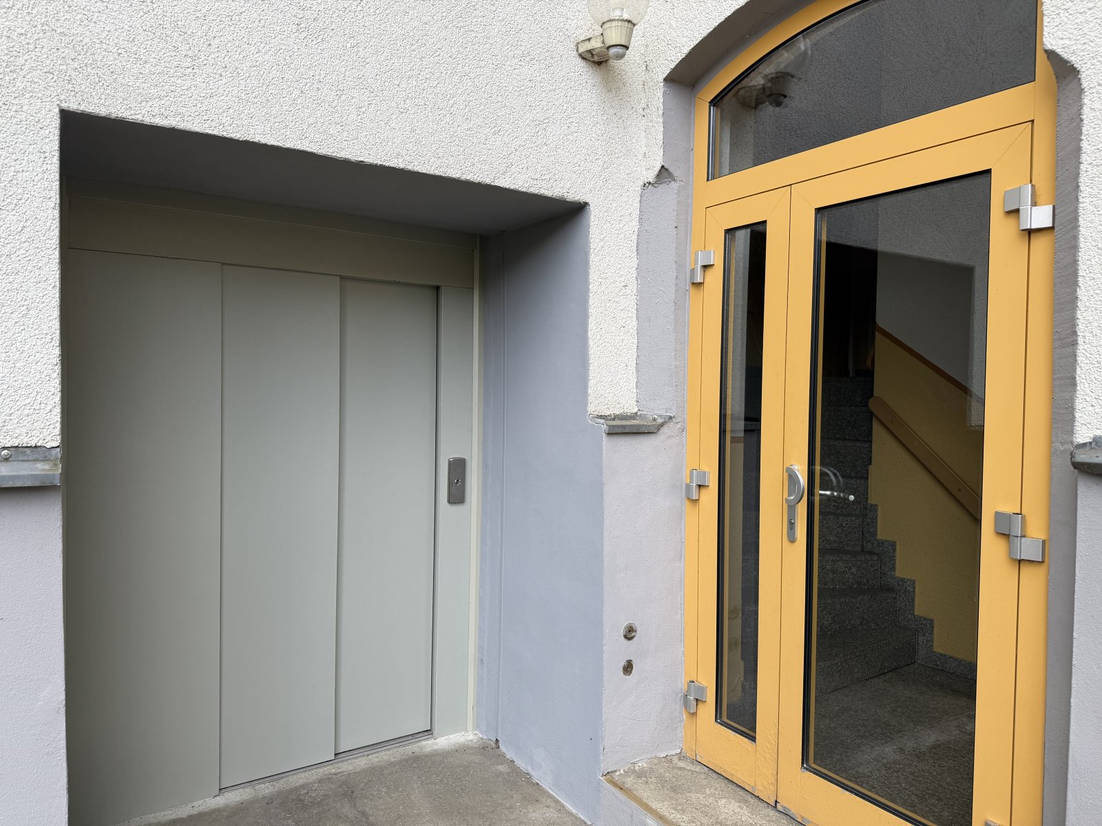 Zentrumsnah! 1,5-Raum-Whg. mit Balkon + Fahrstuhl / rollstuhlgerecht; vermietet!