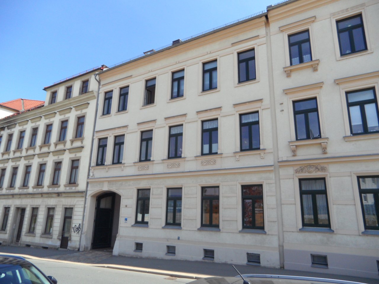 Ab 1.8.25! Zentrumsnahe 1-Raumwohnung mit Stellplatz, Singleküche u. Whirlpool-Wanne!