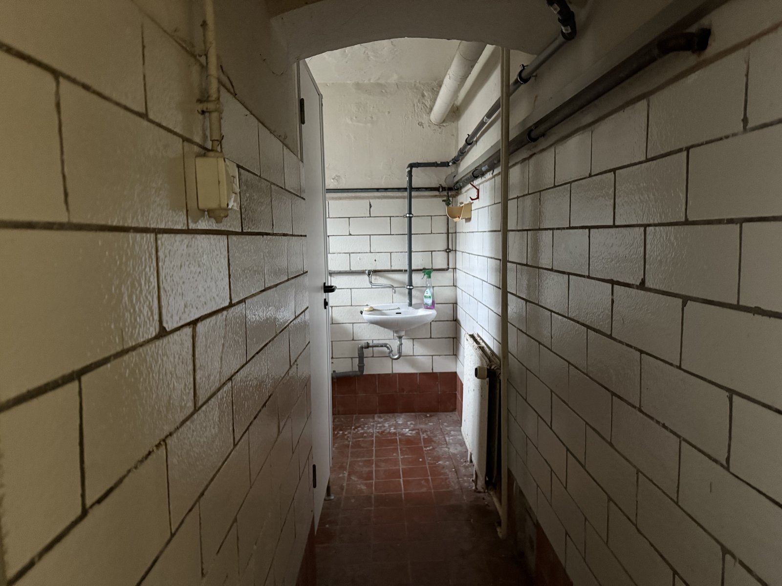 Repräsentatives Wohnen oder Arbeiten auf 200 m² in Fabrikantenvilla – Sanierung nach Wunsch!