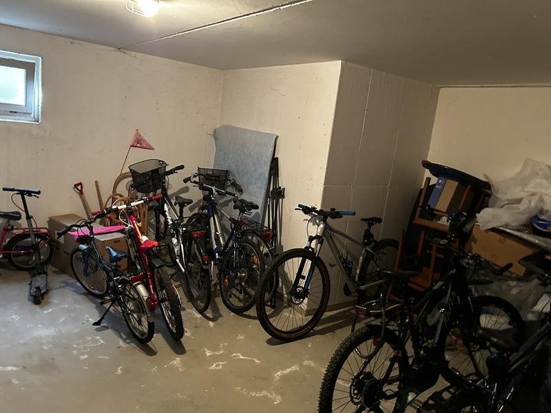 Schöne 4RW im EG, idyllische Terrasse + Gartenhof + Stellpl., Tageslicht-Küche und -Bad, vermietet!