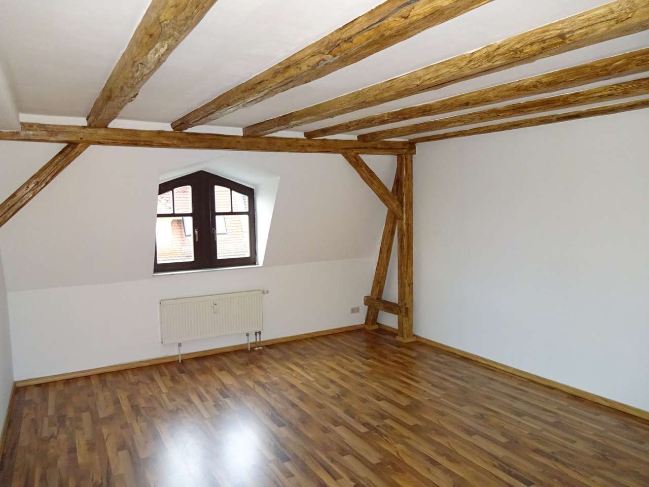 Vermietete 2-Raumwohnung mit Einbauküche; Innenstadtlage!