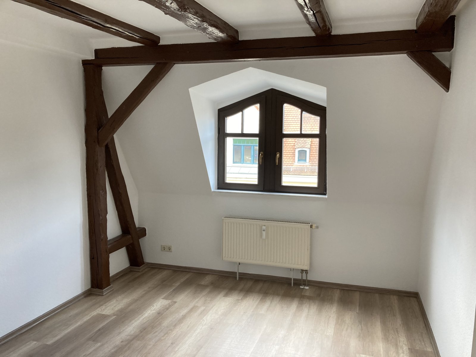 Helle, attraktive 2-Raumwohnung in Innenstadtlage! Leerstand!