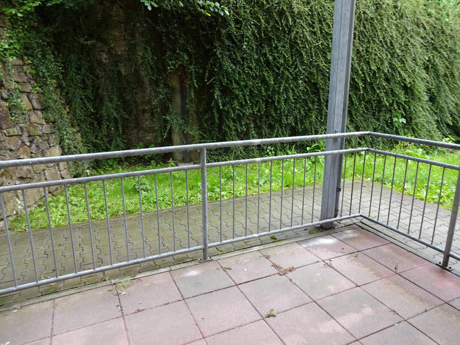 Helle 2-Raumwohnung mit Terrasse in Kirchberg!