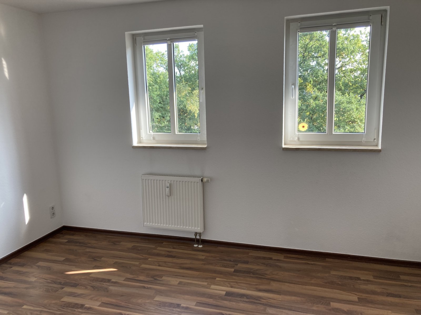 Attraktive, zentrumsnahe 3R.-Whg. mit großer Dachterrasse u. Stellpl.! Leerstehend
