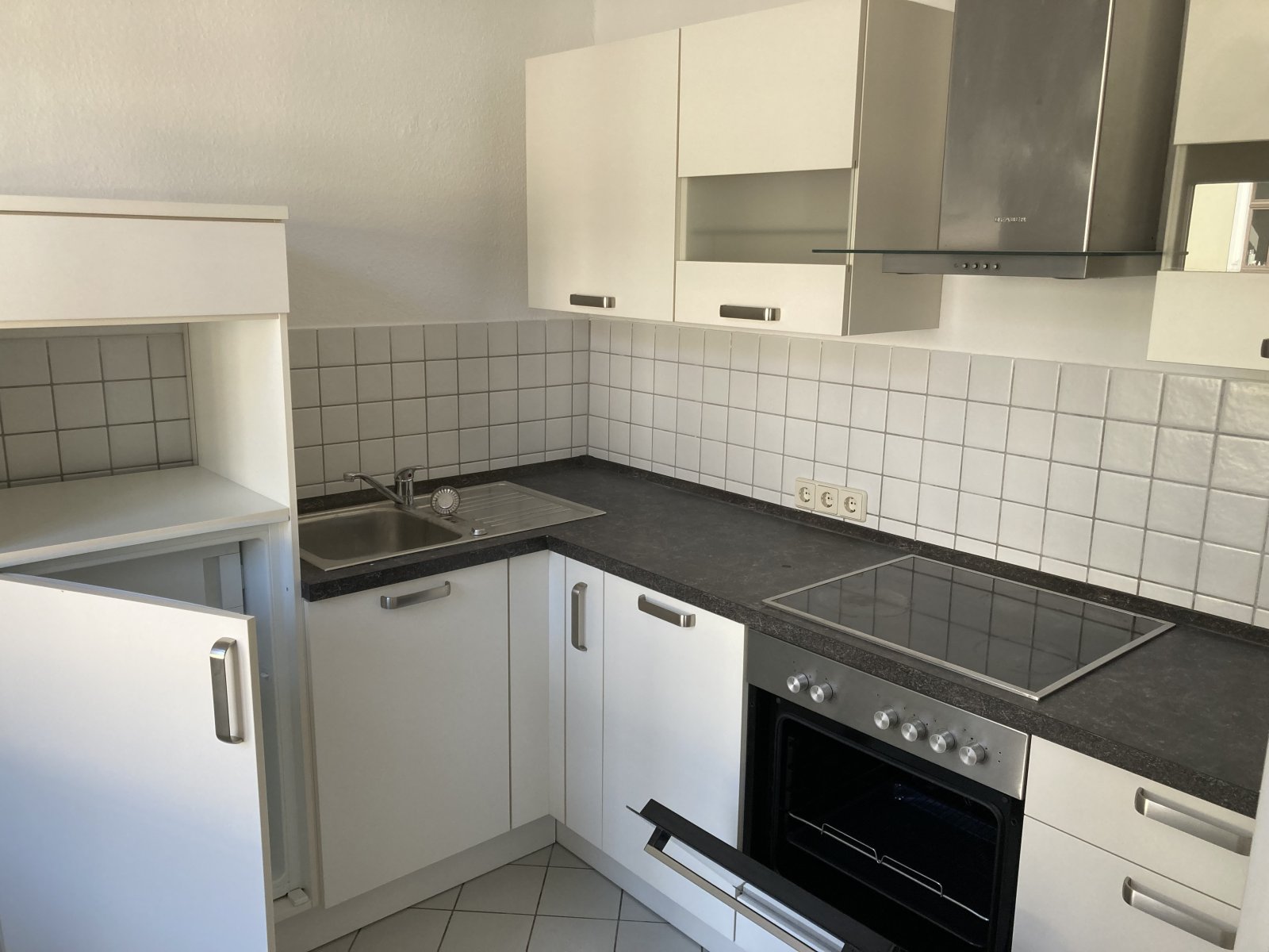 Stilvoll wohnen unterm Dach - 2-RWE mit EBK in Nordvorstadt