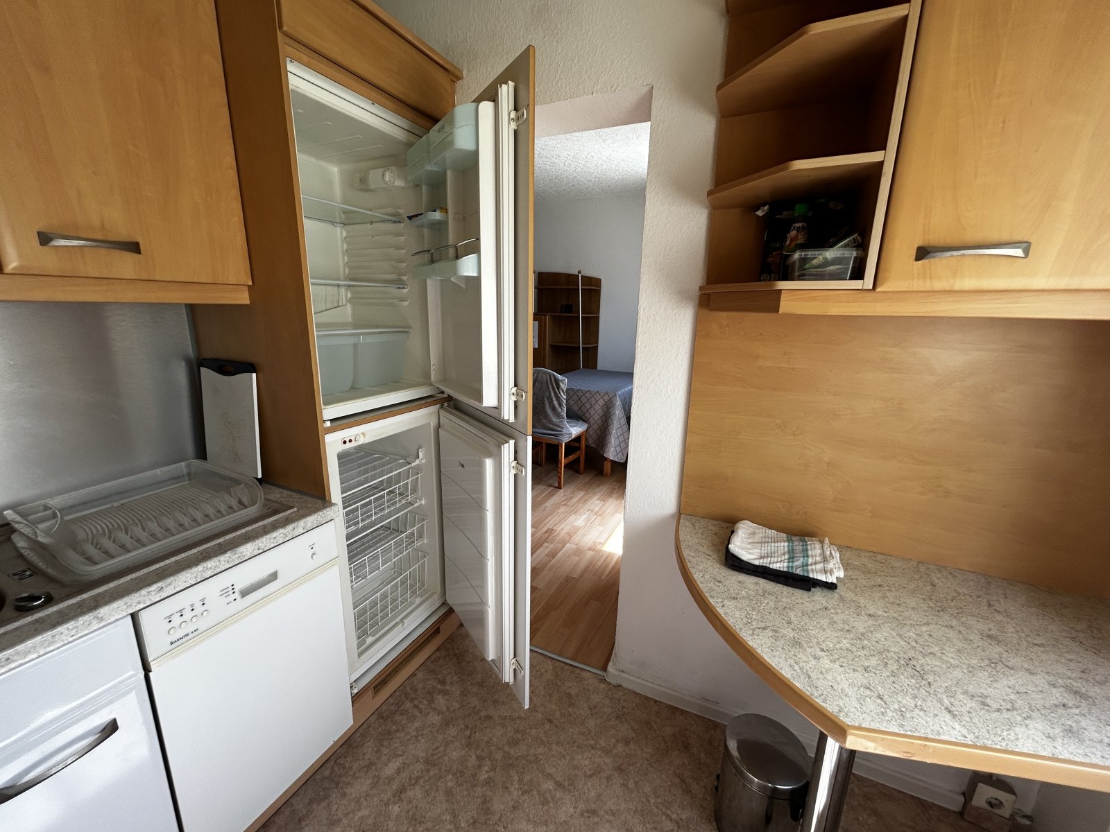 Helle 3-Raumwhg. mit Loggia und EBK in Zwickau-Mosel!