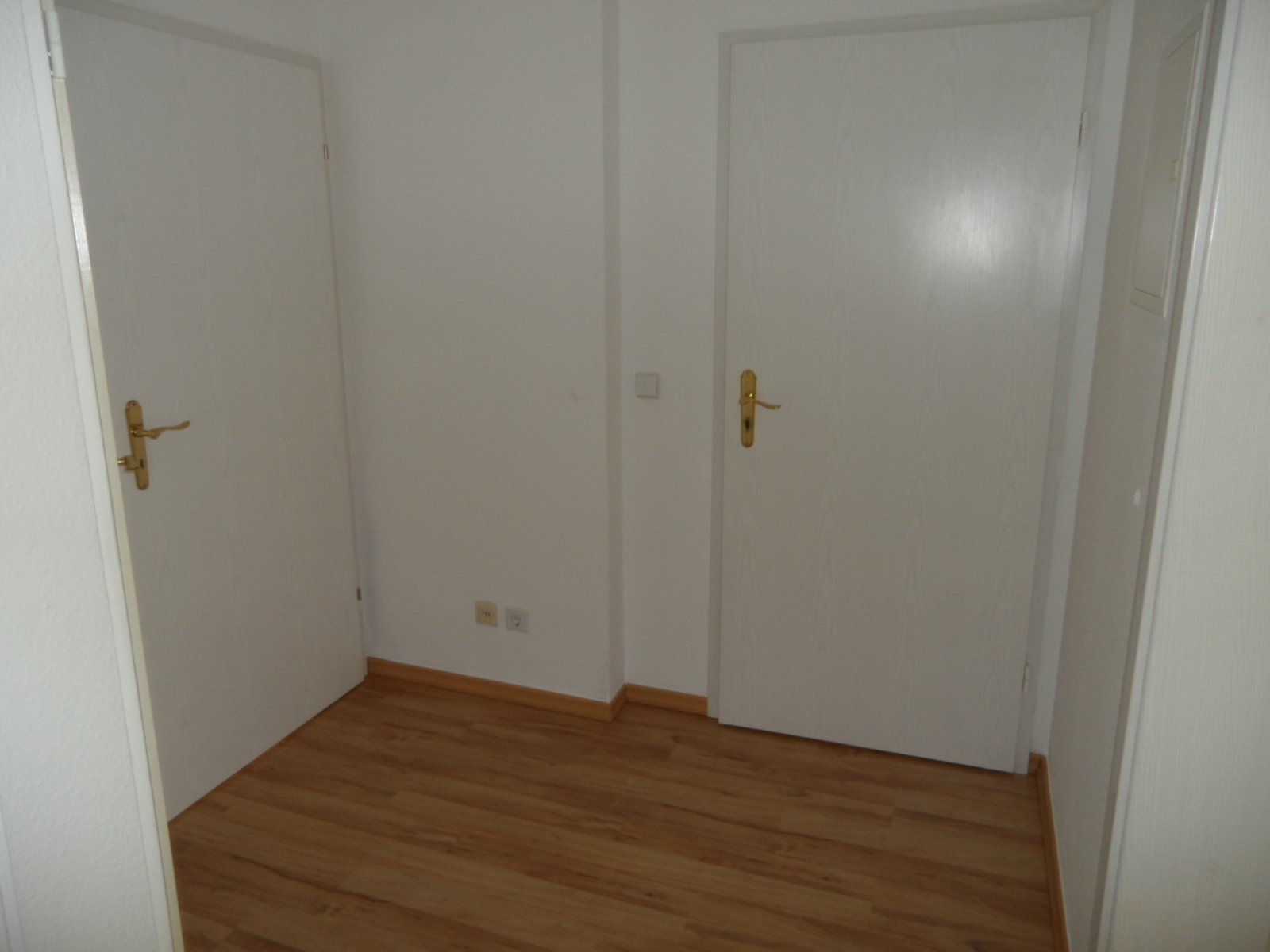 Ab 1.12.25! Helle, zentrumsnahe 3-Raumwohnung mit Balkon und EBK!