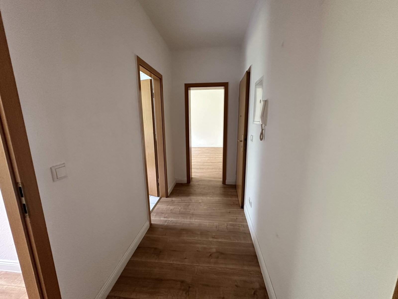 Teil vermietetes Mehrfamilienhaus in Wilkau-Haßlau!