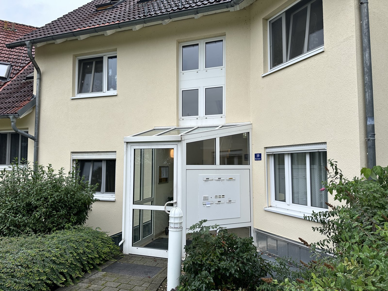 Vermietete 2-Raumwohnung mit Balkon und Stpl. in ruhiger Lage! Zwickau-Cainsdorf!