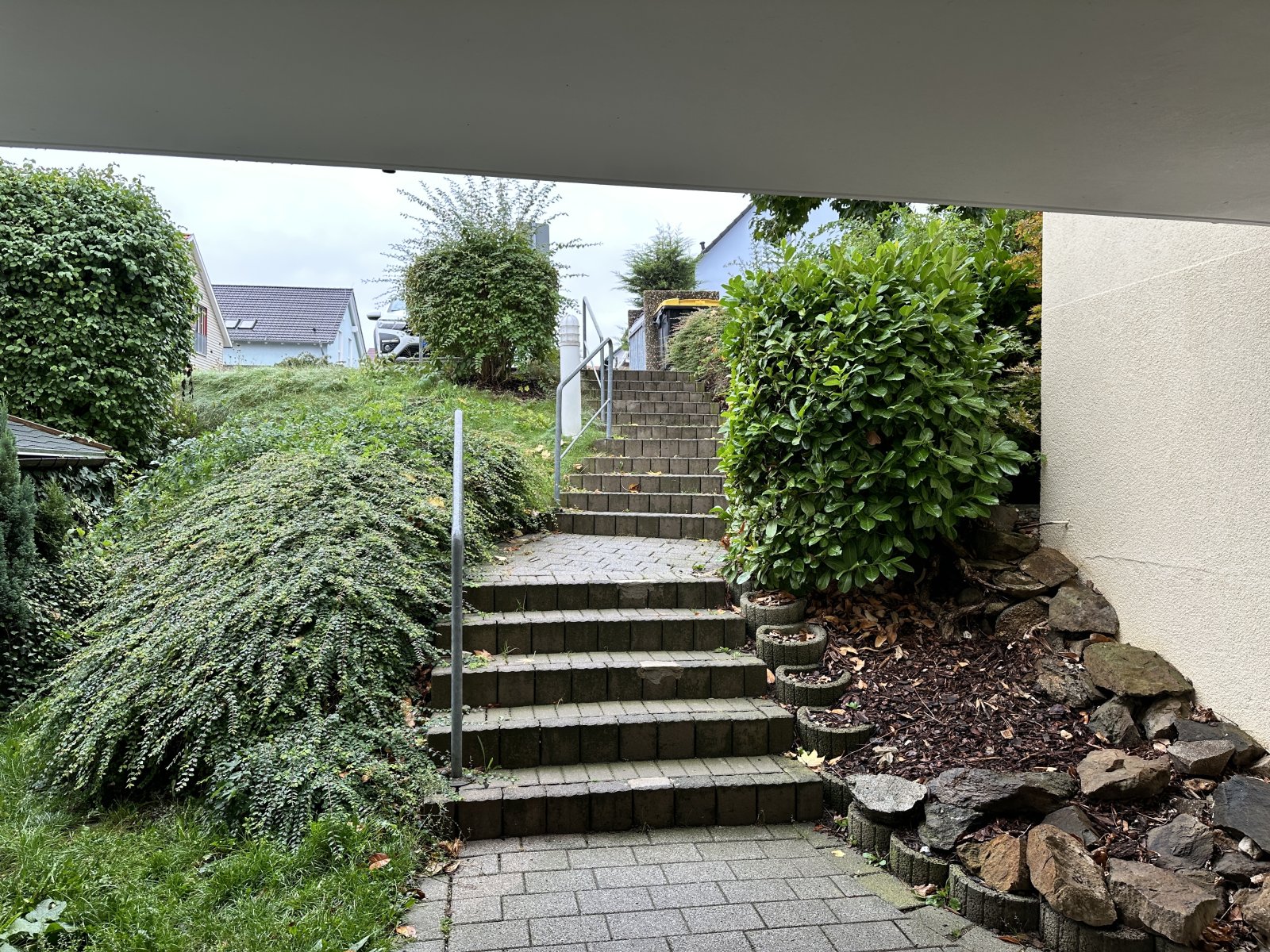 Vermietete 2-Raumwohnung mit Balkon und Stpl. in ruhiger Lage! Zwickau-Cainsdorf!