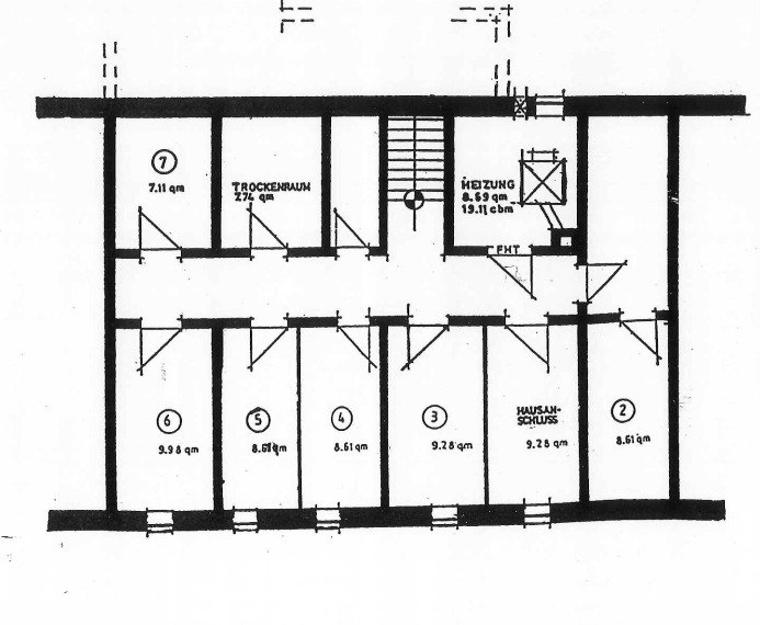Denkmalgeschütztes MFH mit vermietetem Gewerbe + 4 WE´s mit Balkonanlage in Zwickau!