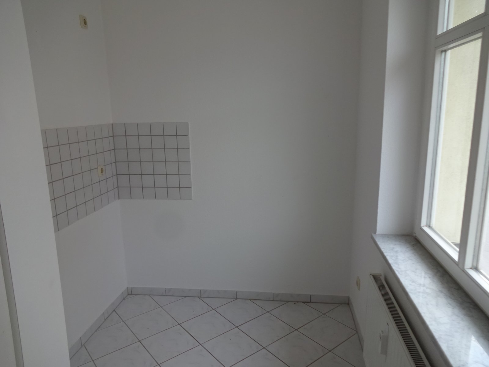 Helle 1-Raumwohnung mit Stellplatz in Marienthal! Nähe HBK!