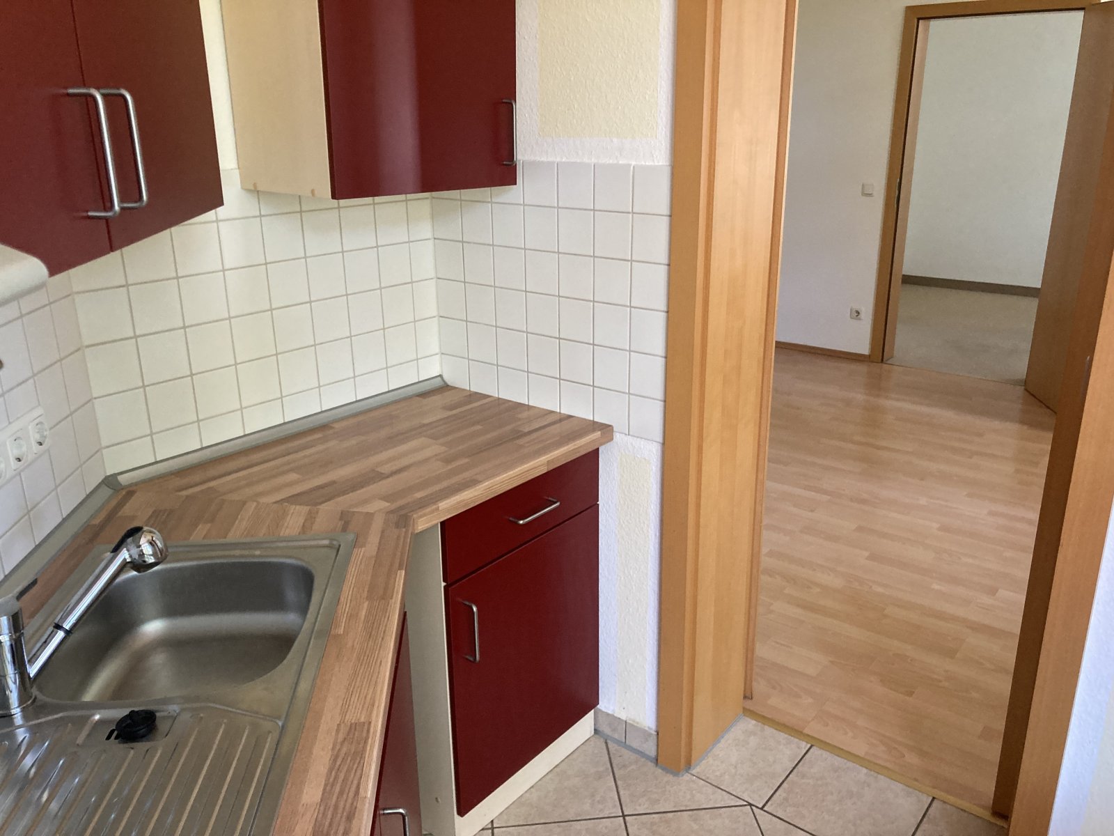 Vermietete 1,5-Raumwohnung mit EBK und Balkon in attraktiver Lage, Nähe Muldenpromenade!