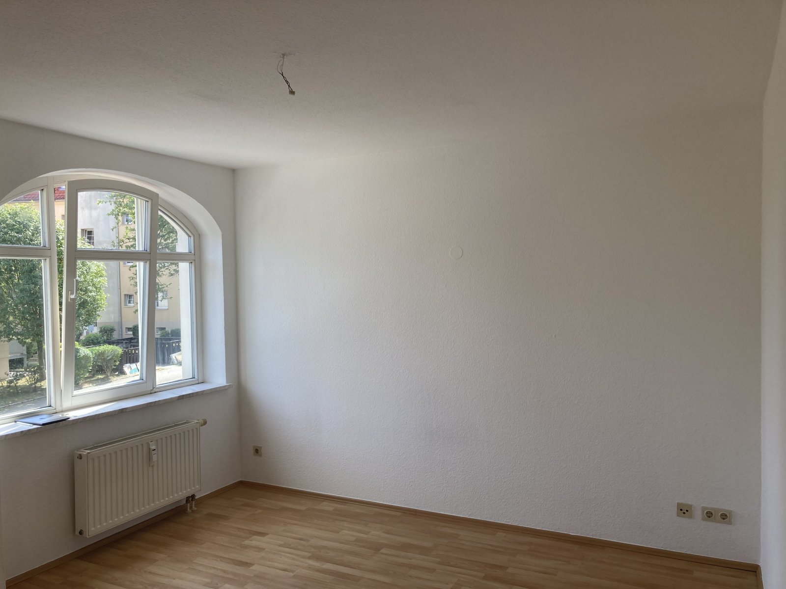 Ab 1.12.25! Kleines Studentenappartement in Marienthal; Nähe HBK!