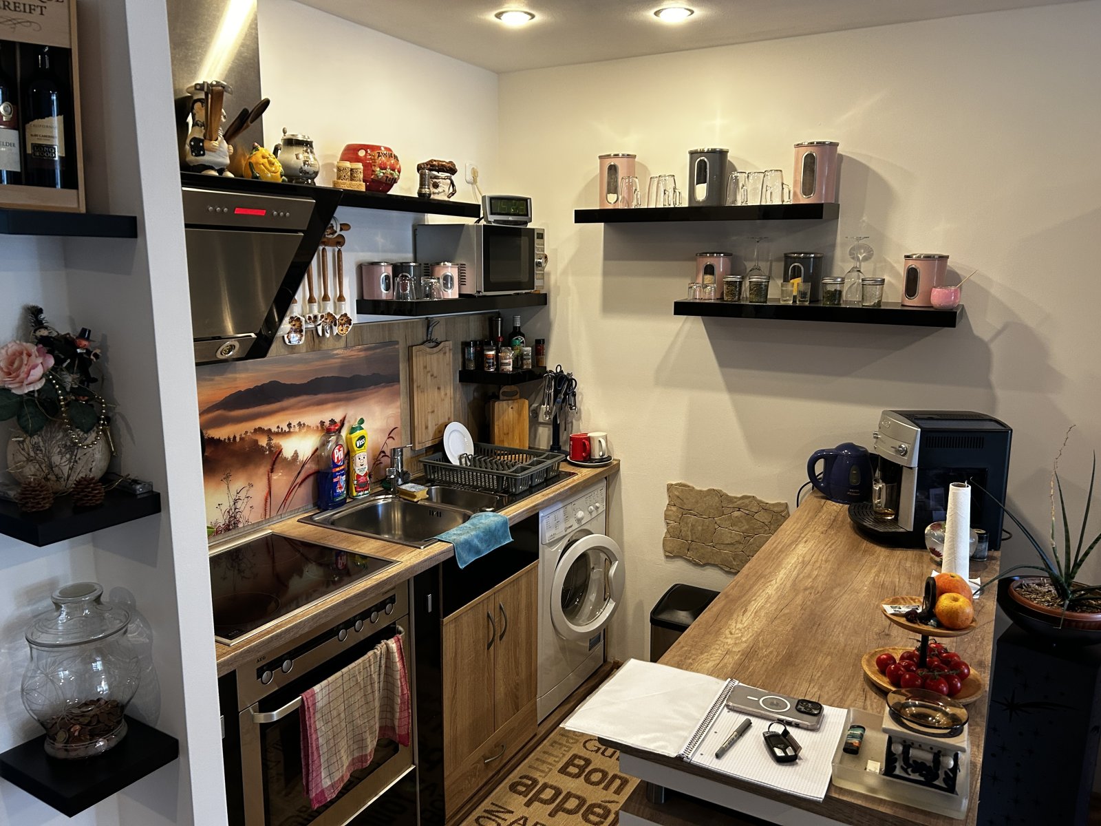 Modernisierte 3-Raum-Wohnung im 1. OG, Balkon u. Stellplatz