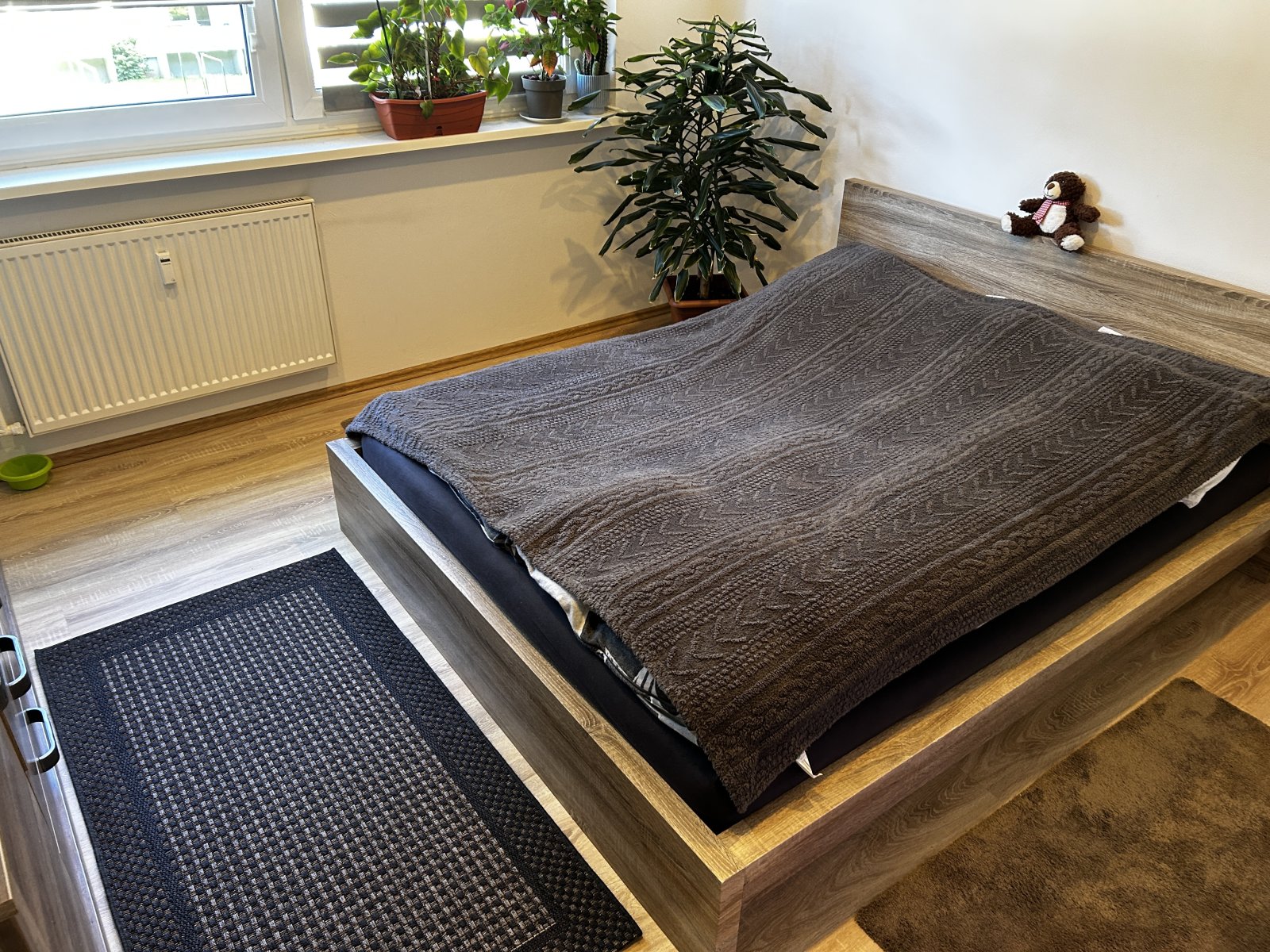 Modernisierte 3-Raum-Wohnung im 1. OG, Balkon u. Stellplatz