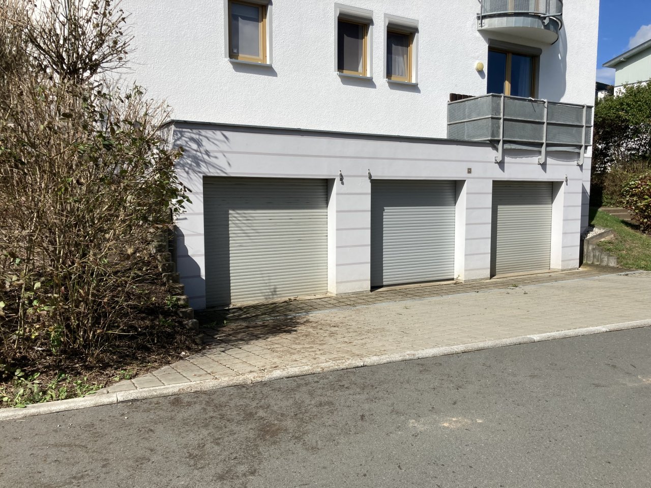 Zwickau - Weißenborn, 2-Raum-Wohnung mit Küche (optional) und Garage! 5 Minuten zum Stadtwald