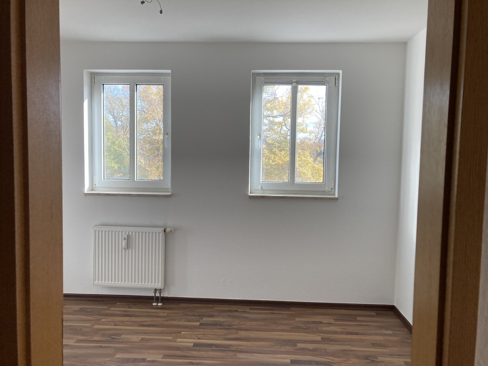 Attraktive, zentrumsnahe 3R.-Whg. mit großer Dachterrasse u. Stellpl.! Leerstehend