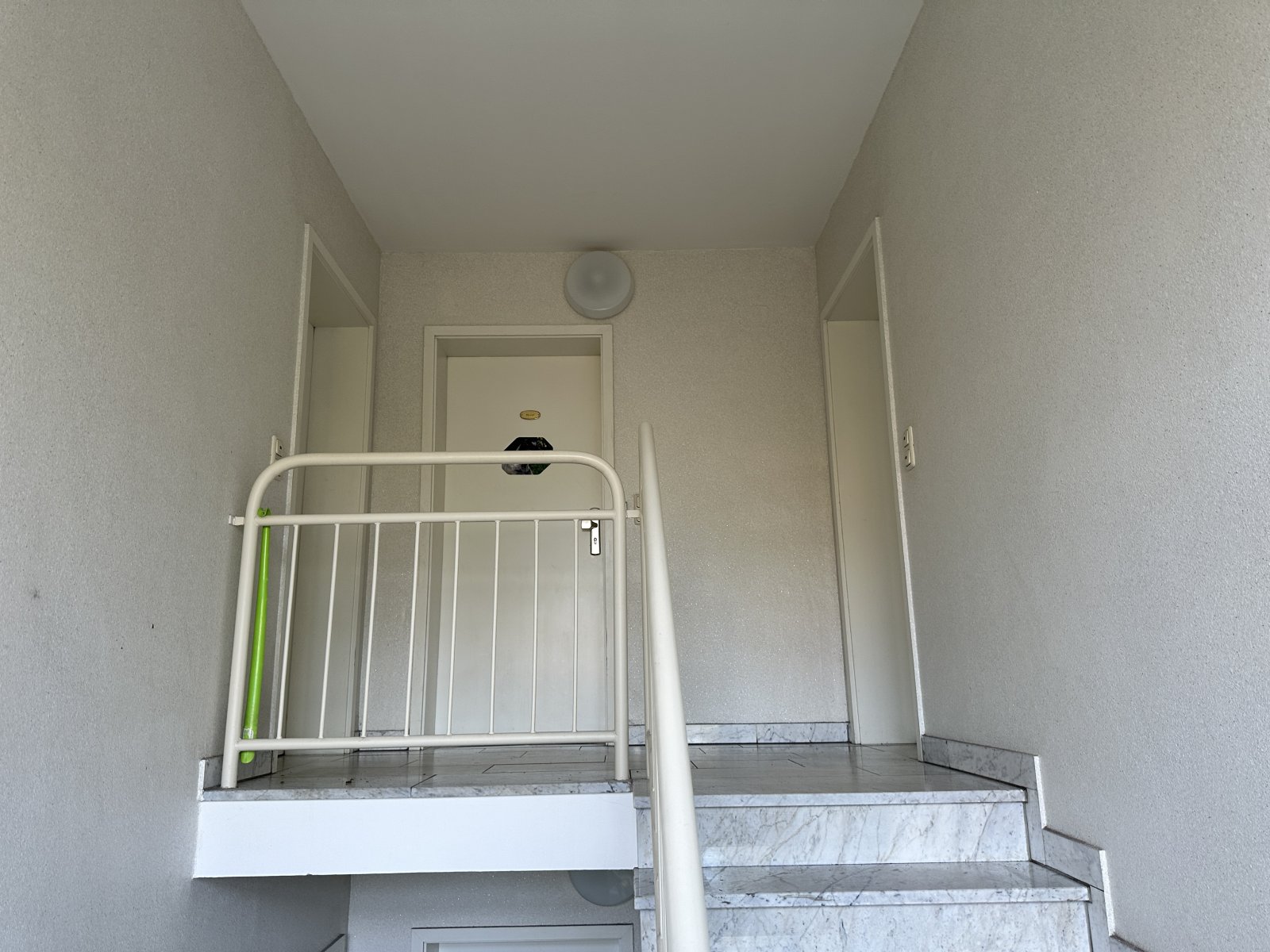 Wohnungspaket in Plauen! 2 x vermietete 2,5-Raum-Maisonettewhg. mit Stpl. / Carport!